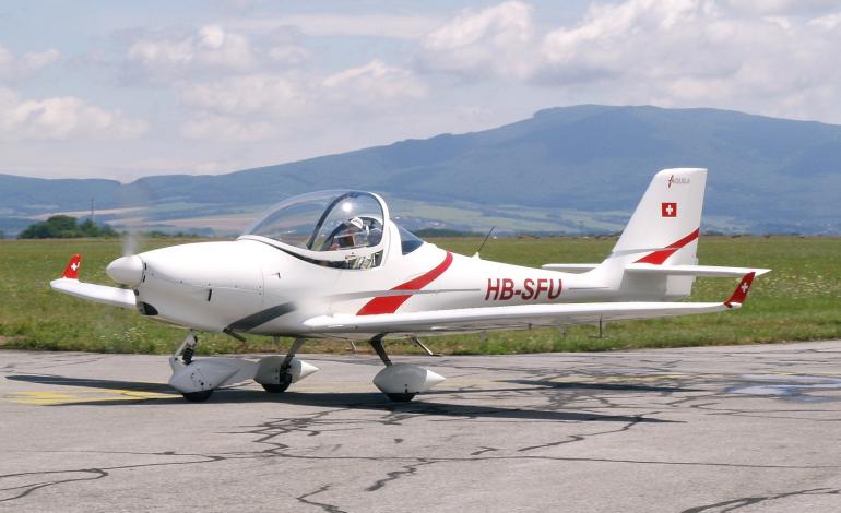 Aquila AT01 HB-SFU